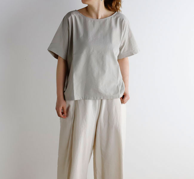 evam eva エヴァムエヴァ　コットンプルオーバー　フリー　ベージュ evam eva エヴァムエヴァ コットンプルオーバー cotton pullover
