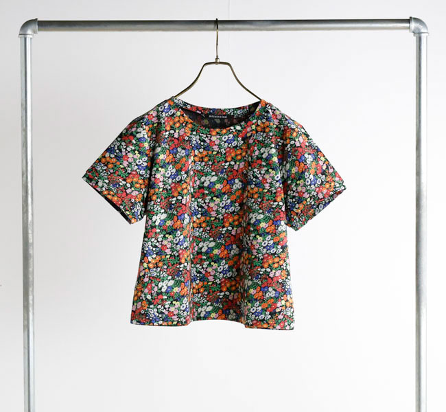 mizuiro ind ミズイロインド 1-210083 フラワープリントTシャツ