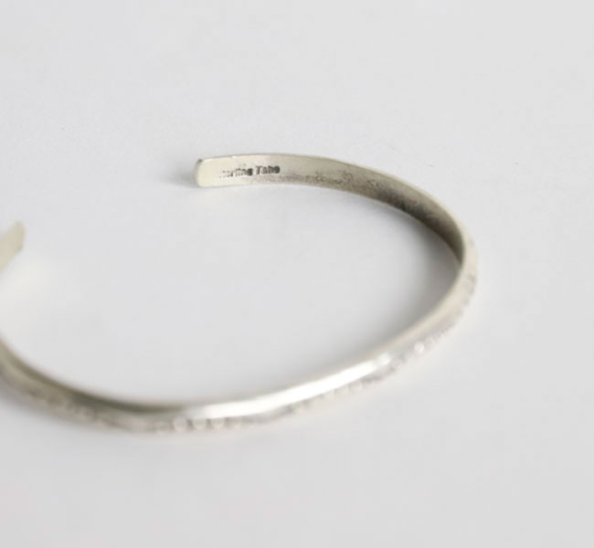 indian jewelry インディアンジュエリー ナバホ シルバー925B バングル