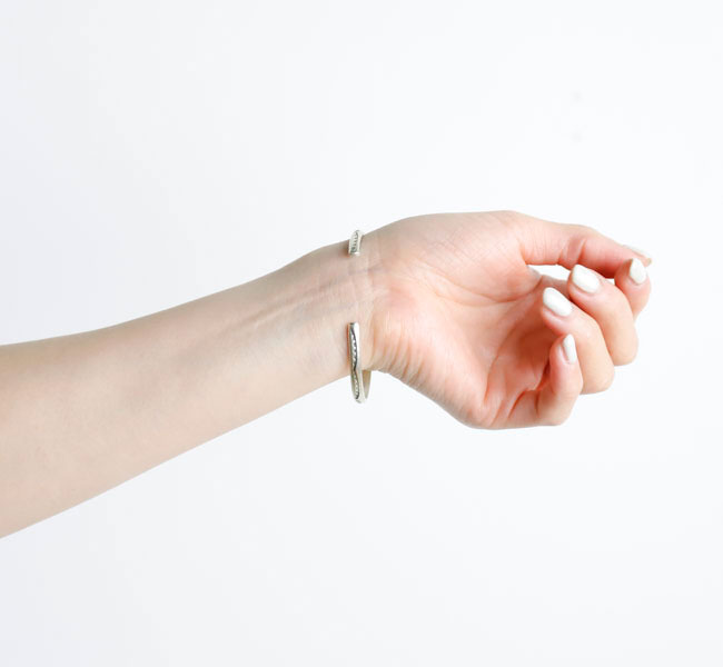 indian jewelry インディアンジュエリー ナバホ シルバー925B バングル