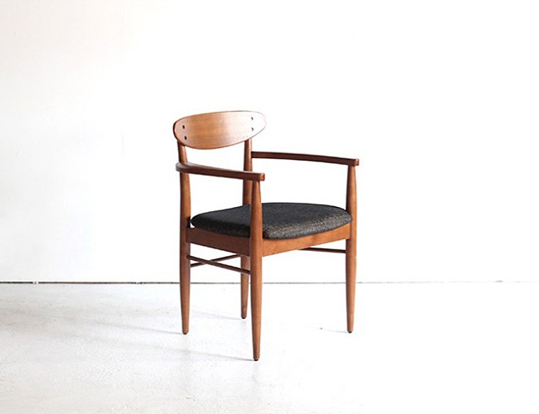 ACME Furniture（アクメファニチャー） TRESTLES ARM CHAIR トラッセル