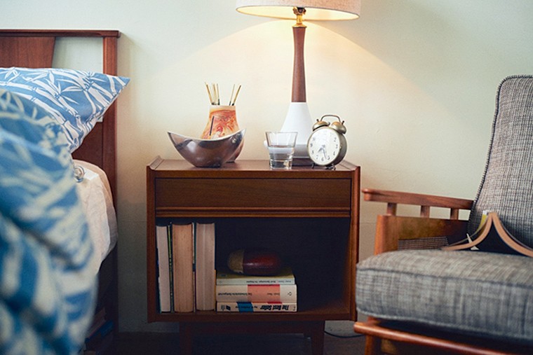 ACME Furniture（アクメファニチャー） TRESTLES NIGHT STAND