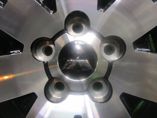 OPEN COUNTRY 中古 ホイールタイヤ 4本 225/60R18 2022年製 三菱