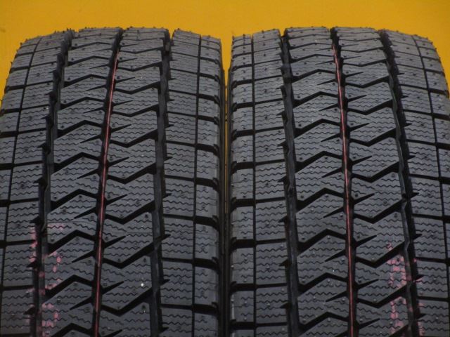 新品 ホイールタイヤ 4本 195/80R15 2022年製 新車外し トヨタ