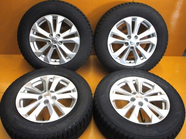 中古 ホイールタイヤ 4本 225/65R17 2022年製 ニッサン エクストレイル