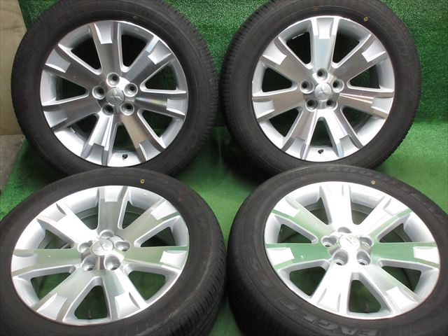 グッドイヤー（GOODYEAR） 中古 ホイールタイヤ 4本 225/55R18 2017年