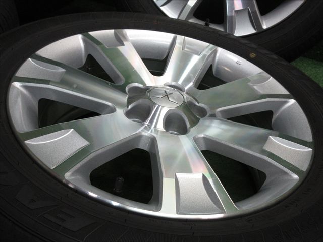 グッドイヤー（GOODYEAR） 中古 ホイールタイヤ 4本 225/55R18 2017年