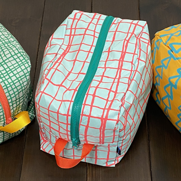 Yahoo! Yahoo!ショッピング(ヤフー ショッピング)Goma（ゴマ） Pouch（ポーチ） L　化粧ポーチ コスメポーチ 大容量 大きめ 小物入れ トラベルポーチ 軽量 可愛い 雑貨 おしゃれ かわいい