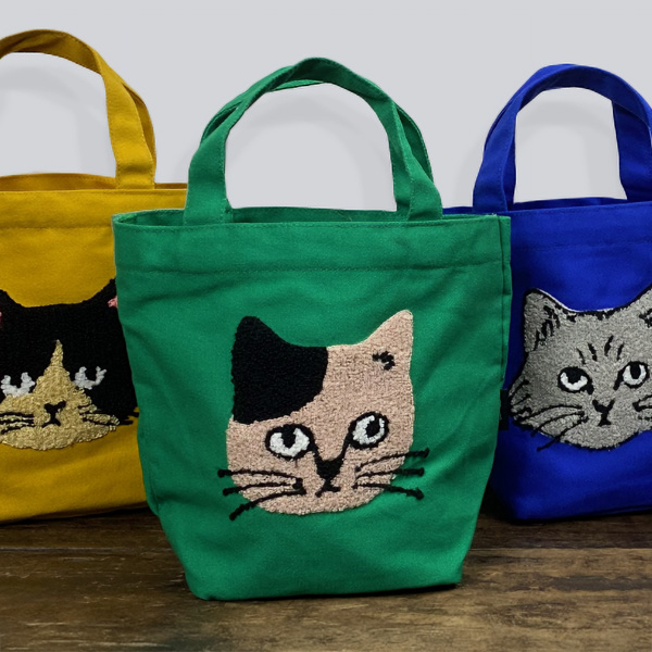 猫柄バッグ 茶虎ウヰスキーブックトート グッズ 雑貨 プレゼント 女性