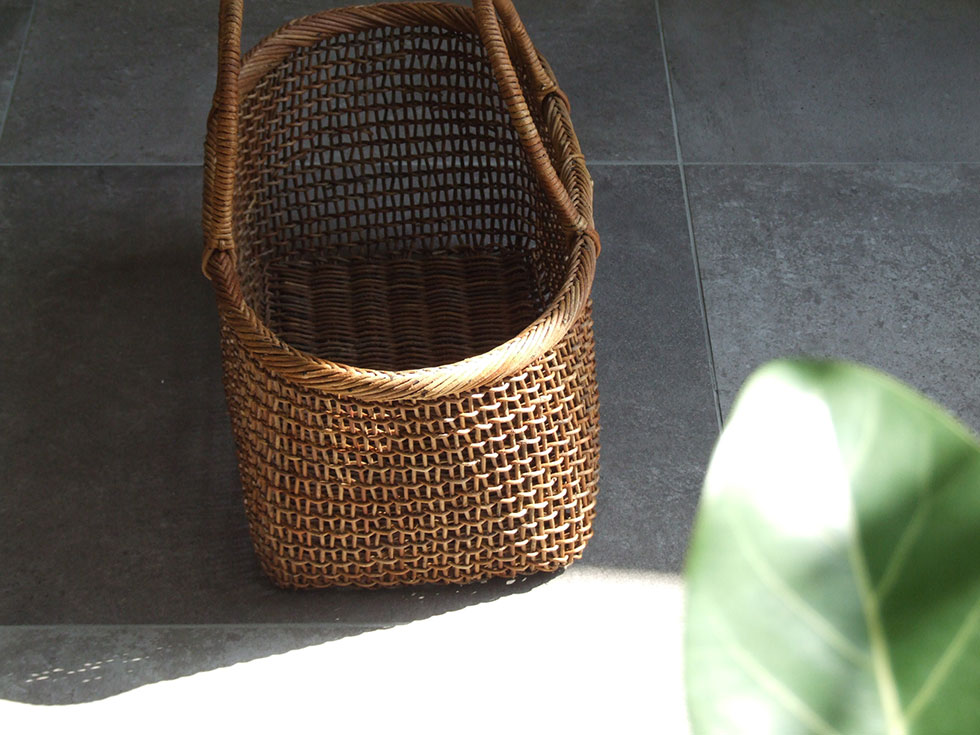 秋田県 あけび蔓細工 あけびかご 手提げかご 特上透かし編み こだし