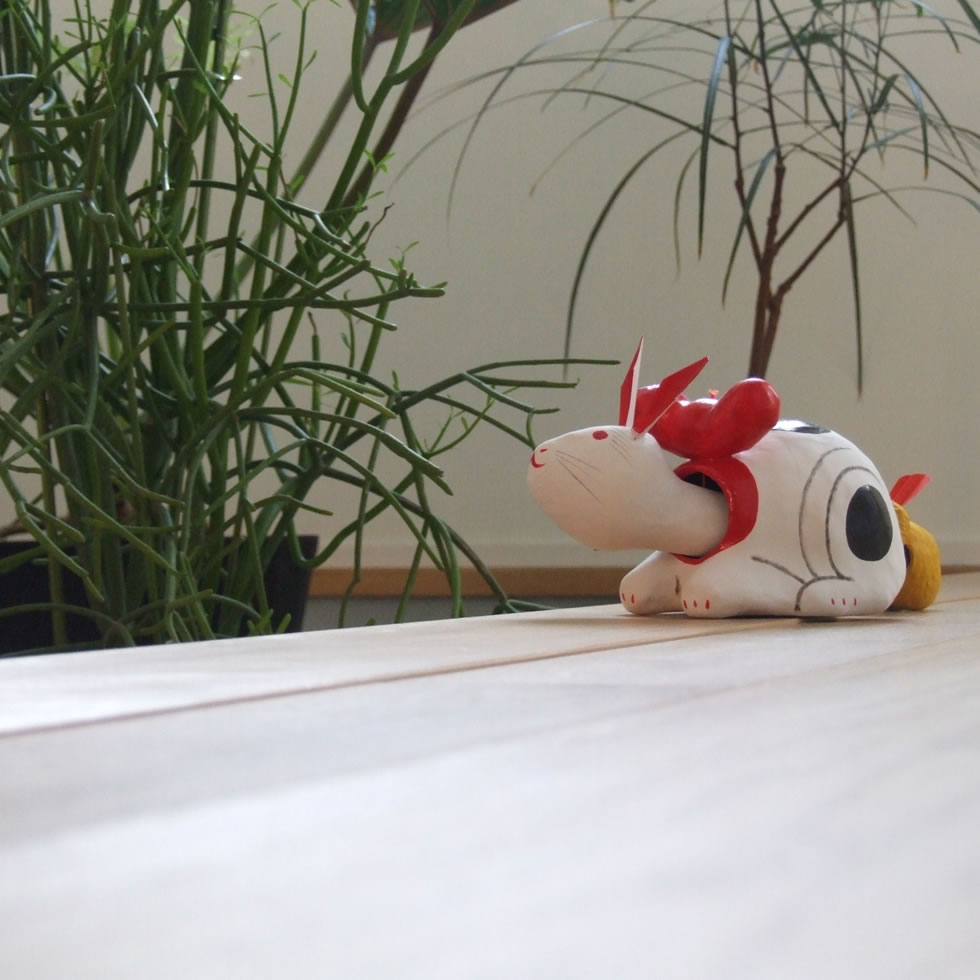 江戸犬張子 / 七番 / いせ辰謹製 – 人形の鯉徳 オンラインショップ