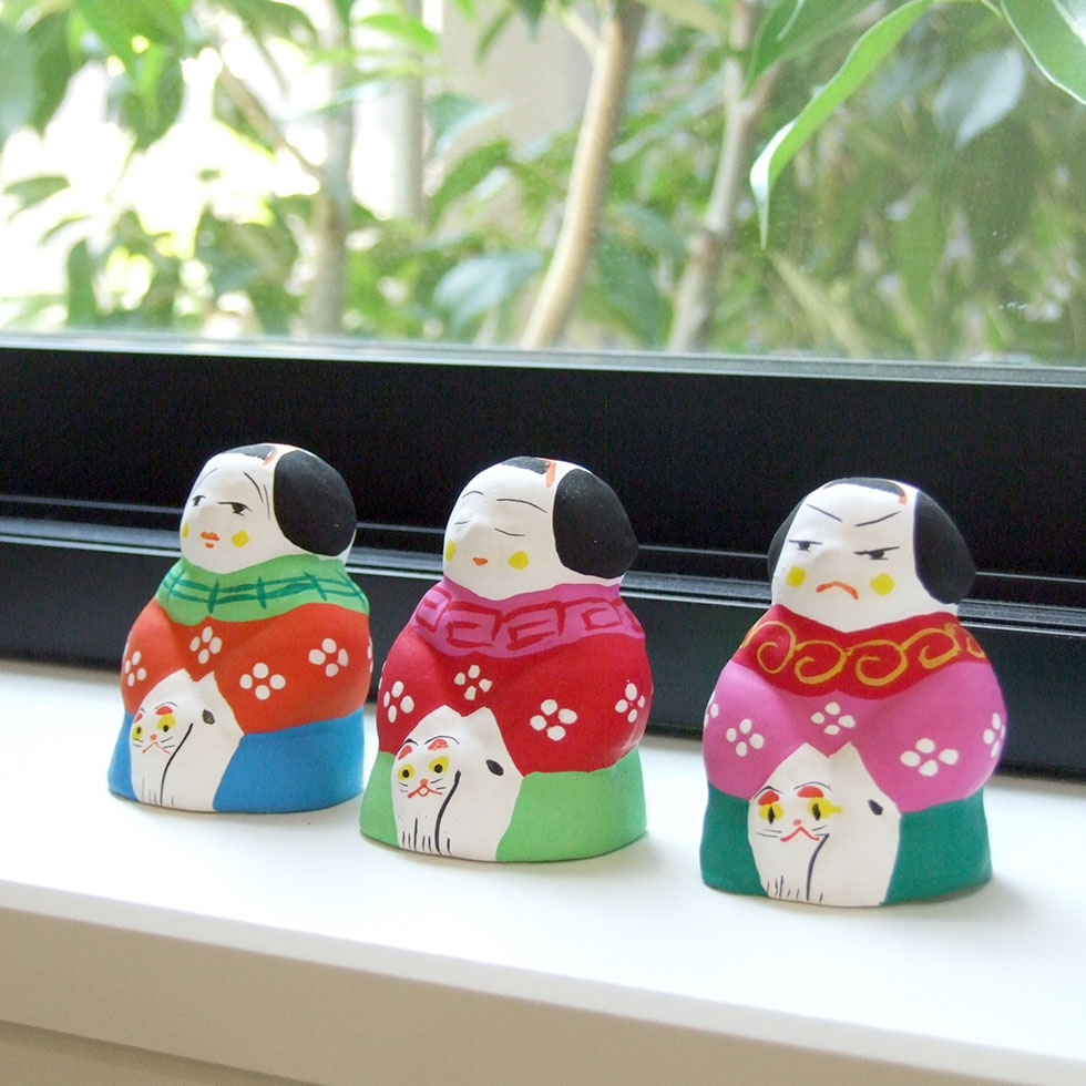 郷土玩具 民藝 福島県 工房千想 猫抱き童子 寝 縁起物 置物 開運