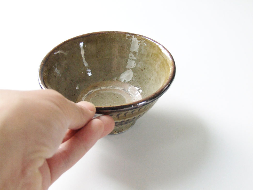 やちむん 民藝 照屋窯 照屋佳信 4寸マカイ(お茶碗) 重8 : おまめ