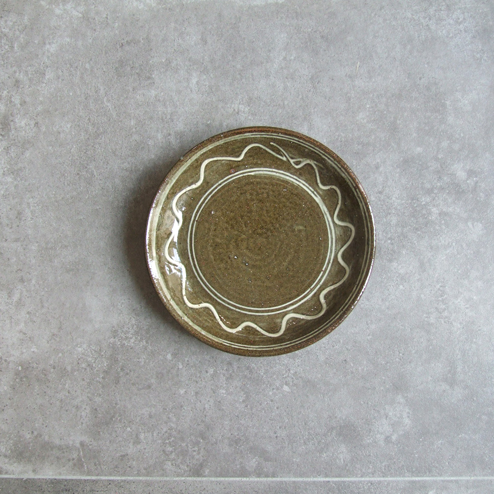 やちむん　照屋窯　8寸　花紋皿　民藝 やちむん照屋窯8寸花紋皿民藝