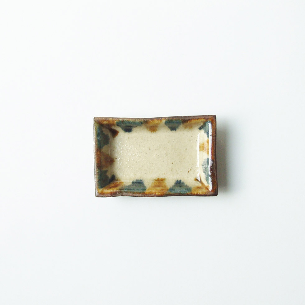 やちむん 民藝 読谷山焼 北窯 松田共司4寸長方角皿 小 縁呉須に飴