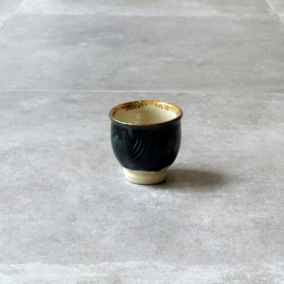 やちむん 民藝 読谷山焼 北窯 松田共司 湯呑み 呉須 : おまめ - 通販