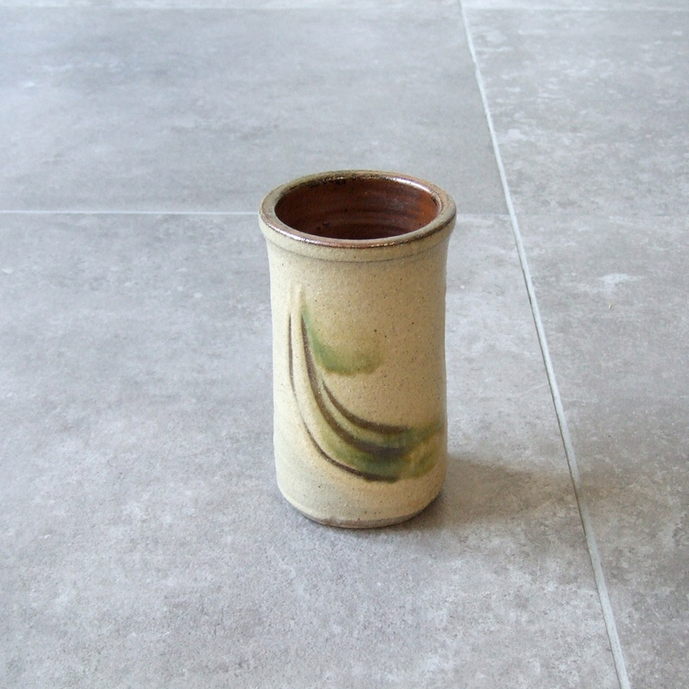 やちむん北窯　刷毛目模様 筆立て、箸立て。美品 yachimun820-1.jpg
