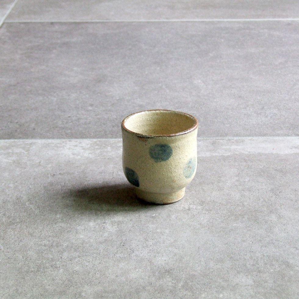 ヒヅミ峠舎 小皿 グリフォンと天使 読谷村焼 北窯 やちむん 陶器 作家 絵皿 ヒヅミ峠舎 中サイズ皿 ネプチューン 読谷村焼 北窯 やちむん