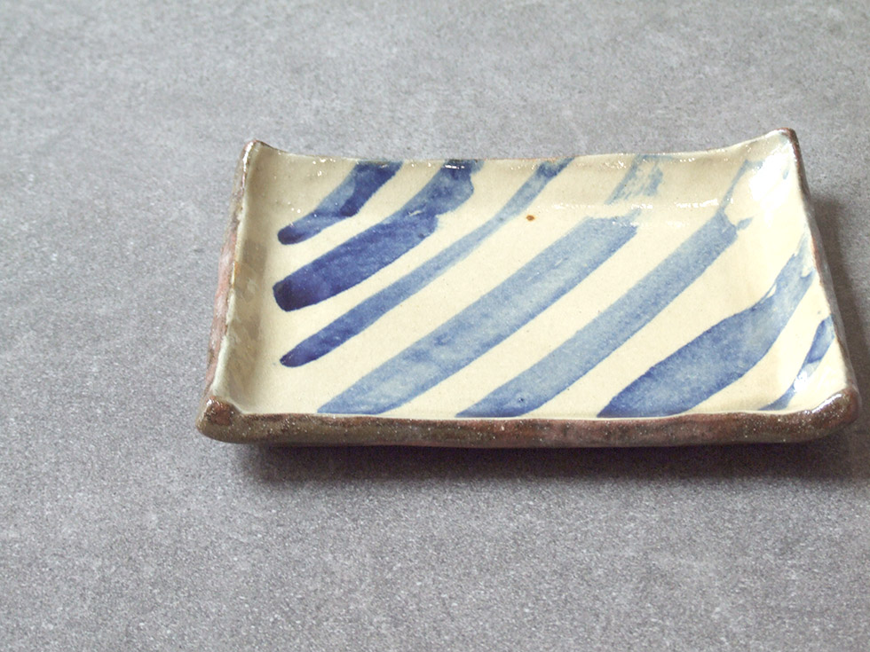 やちむん 民藝 読谷山焼 北窯 宮城正享 5寸×6寸角皿 プレート 呉須 線