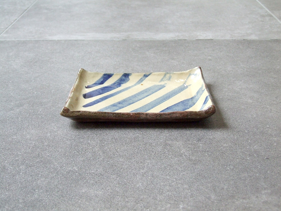 やちむん 民藝 読谷山焼 北窯 宮城正享 5寸×6寸角皿 プレート 呉須 線