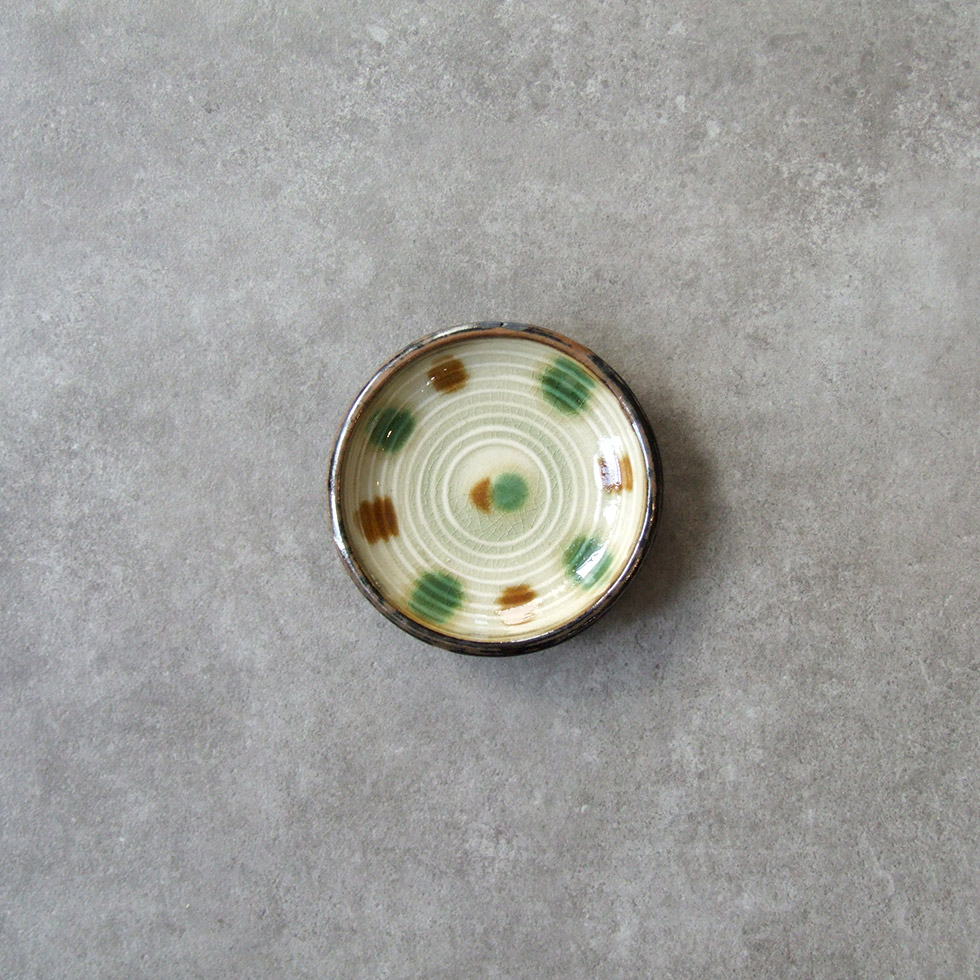 やちむん 民藝 工房福田 福田健治 4寸皿 小皿 三彩点打 : おまめ