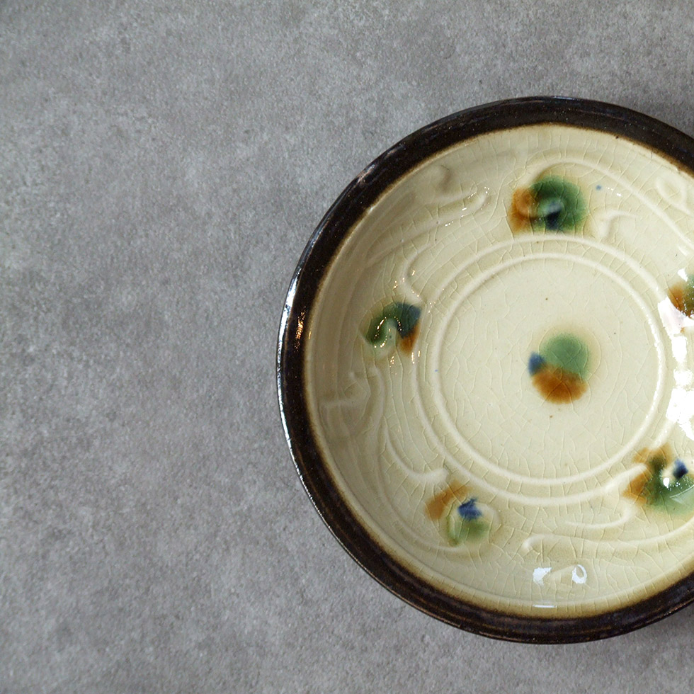 小皿 3種 細かい擦り傷あり 窯傷あり 箱有 清代 唐人物 風景 5枚組 小皿 3種 細かい擦り傷あり 窯傷あり 箱有 清代 唐人物 風景