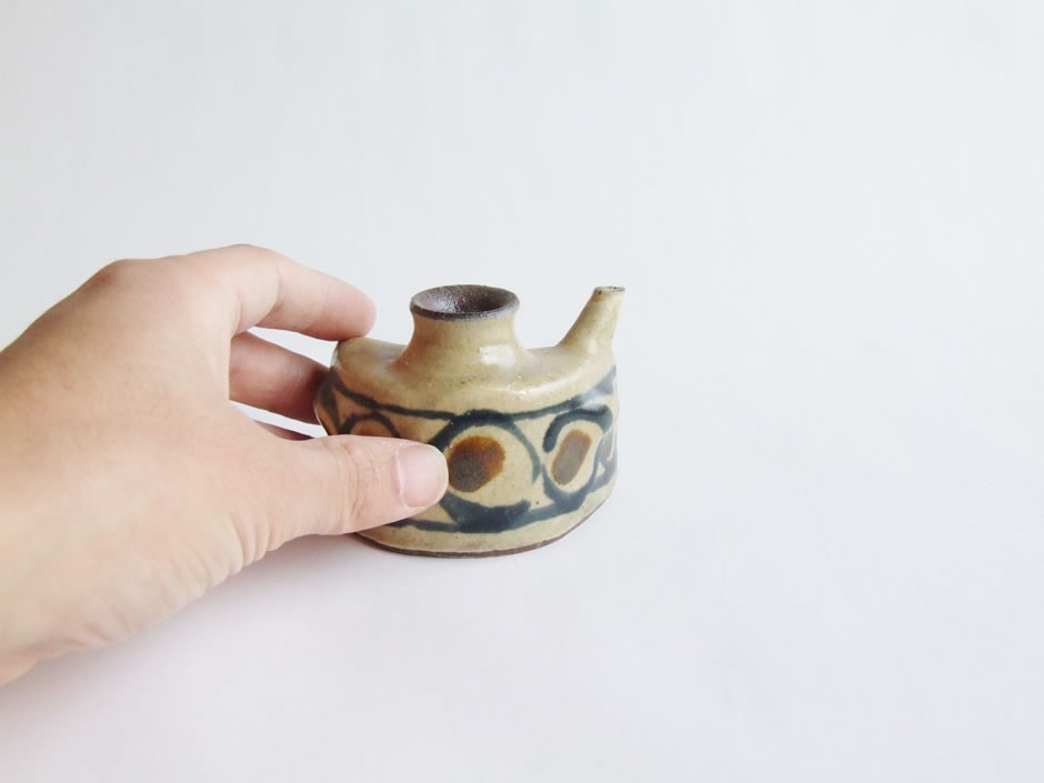 やちむん 民藝 照屋窯 照屋佳信 水滴 抱瓶型1 : おまめ - 通販 - Yahoo