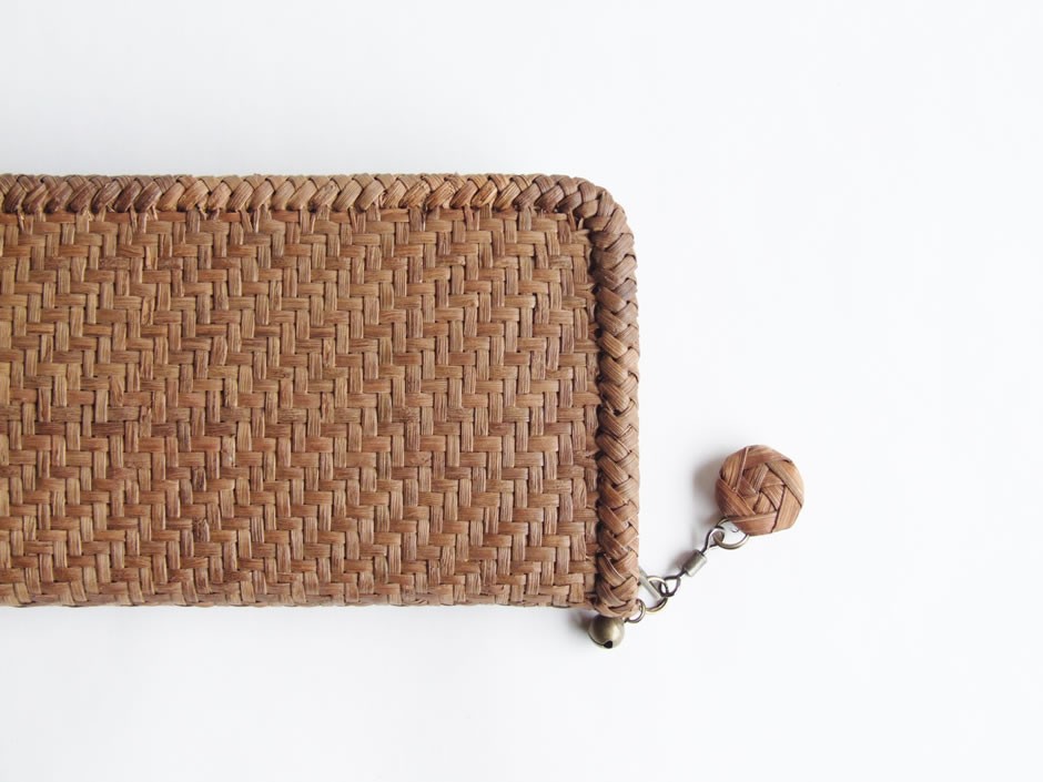 純国産 山葡萄蔓細工 山葡萄の財布 3mm特上網代編み チャーム付き