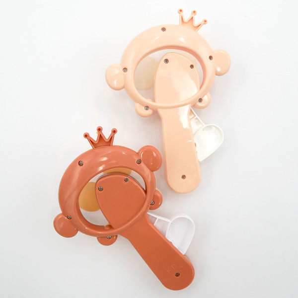 サルちゃんせんぷうき　ハンディファン 簡易扇風機 手動式 電池不要 エコ アニマル型 おもちゃ 栃木 日光東照宮 三猿 さる お土産 可愛い キッズ 遠足 修学旅行 |  | 04