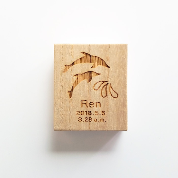 名入れへその緒入れ（桐箱、へその緒ケース）