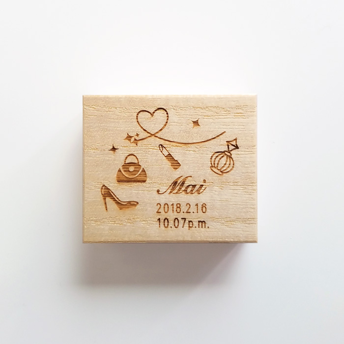 名入れへその緒入れ（桐箱、へその緒ケース）
