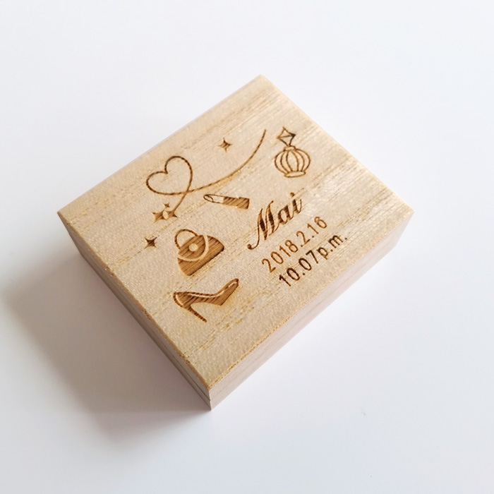 名入れへその緒入れ（桐箱、へその緒ケース）