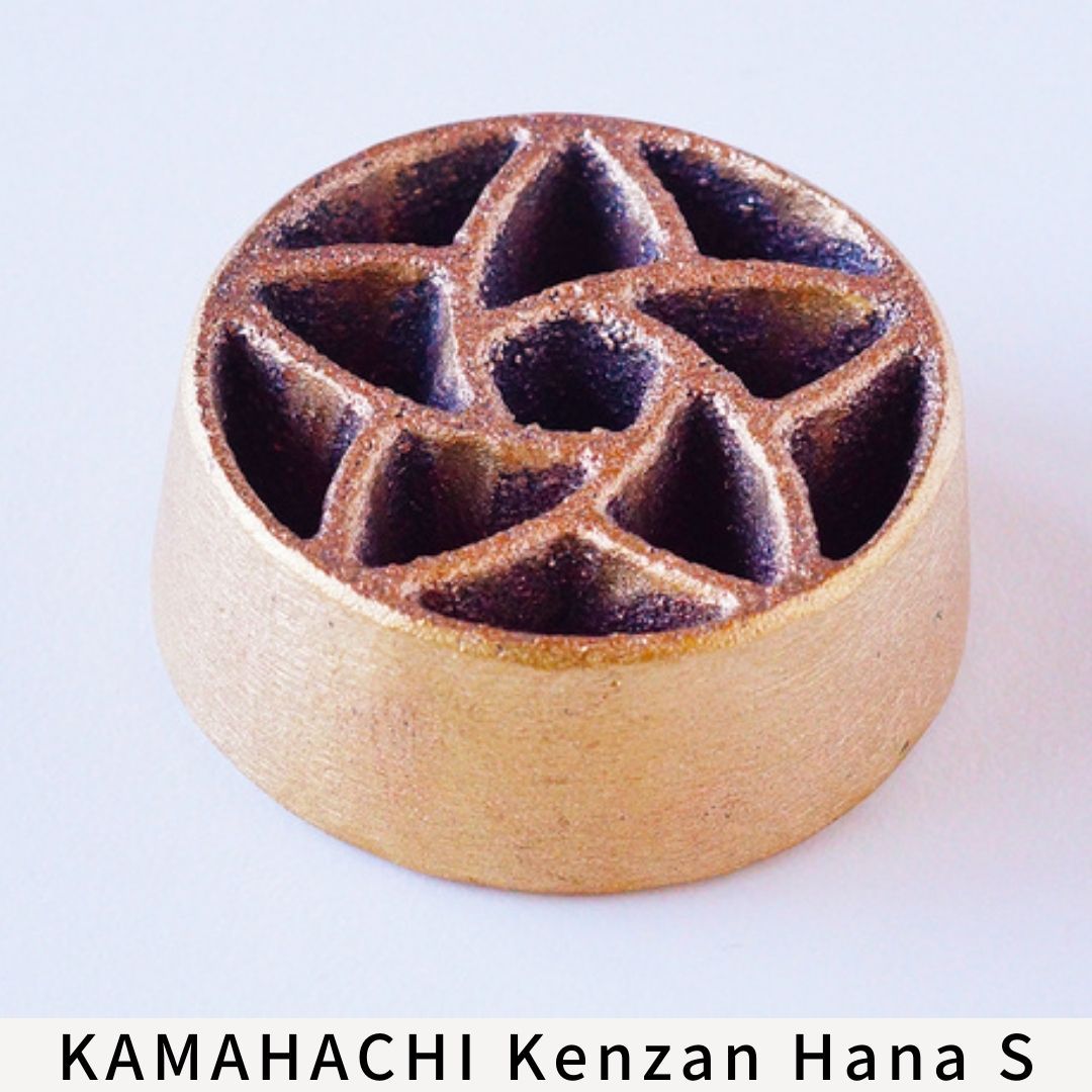 針のない剣山 登録第6606092号 花にも人にも優しい贈り物 : おなまえ