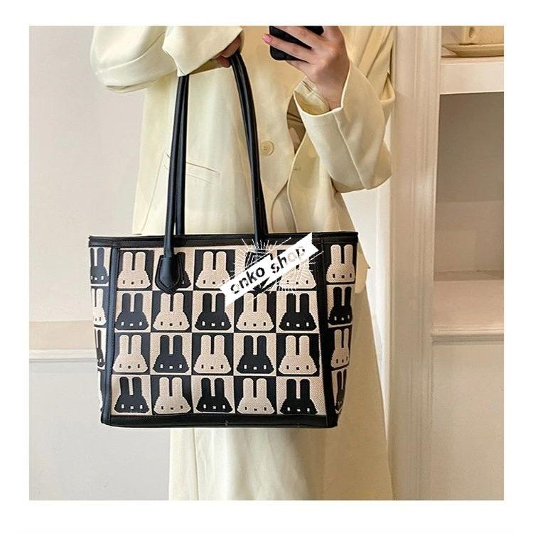ハンドメイド トートバッグ フランシュリッペ シルエットうさぎ柄 訳あり商品です トートバッグ ウサギ レディース 肩掛け 通勤 大容量 A4 兎柄