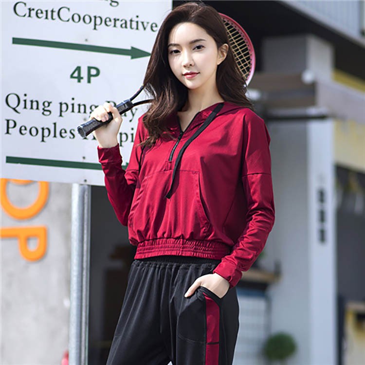 スポーツウェア ジャージ レディースジャージ パンツ トレーニングウェア 下着 ランニング ウェア 可愛い フィットネスウェア おしゃれ ヨガウェア ジム ウォーキング 大きいサイズ 伸縮性 スポーツブラ 吸汗速乾 運動服 ダイエット 素晴らしい外見