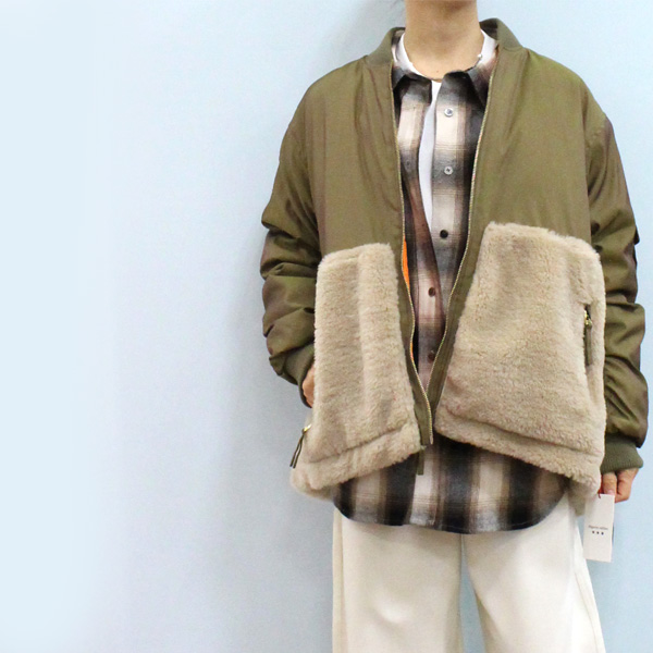 最終値下げ新品Dignite collier ディニテコリエのMA1ボアコート ディニテコリエ(Dignite Collier）ボアコート／チャコール - 23,100円