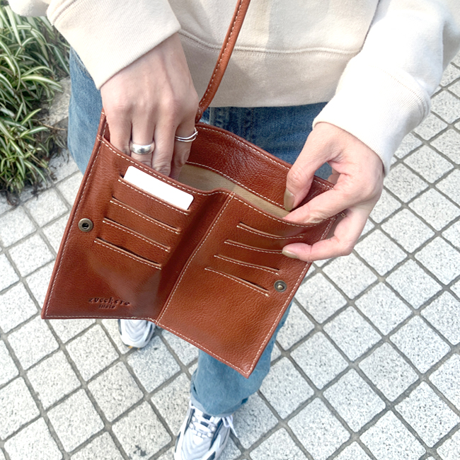 zucchero filato（ズッケロ フィラート） スマホショルダー ショルダー