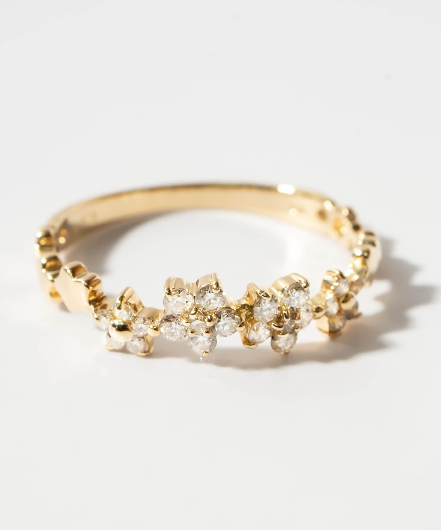 爆買 ダイヤ ダイヤモンド 指輪 18金 リング k18 シンプル 【atria アトリア】 星 モチーフ 18k リング ダイヤ レディース ゴールド 誕生石 パワーストーの画像