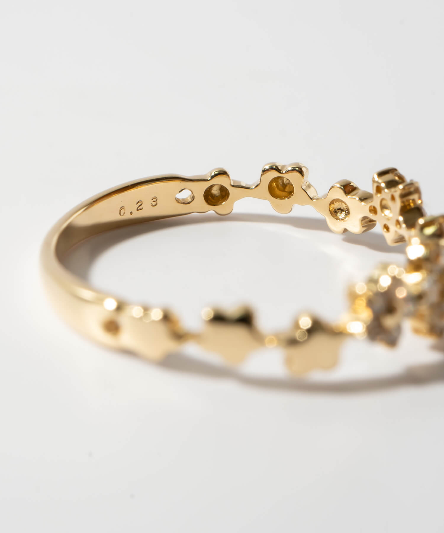 爆買 ダイヤ ダイヤモンド 指輪 18金 リング k18 シンプル 【atria アトリア】 星 モチーフ 18k リング ダイヤ レディース ゴールド 誕生石 パワーストーの画像