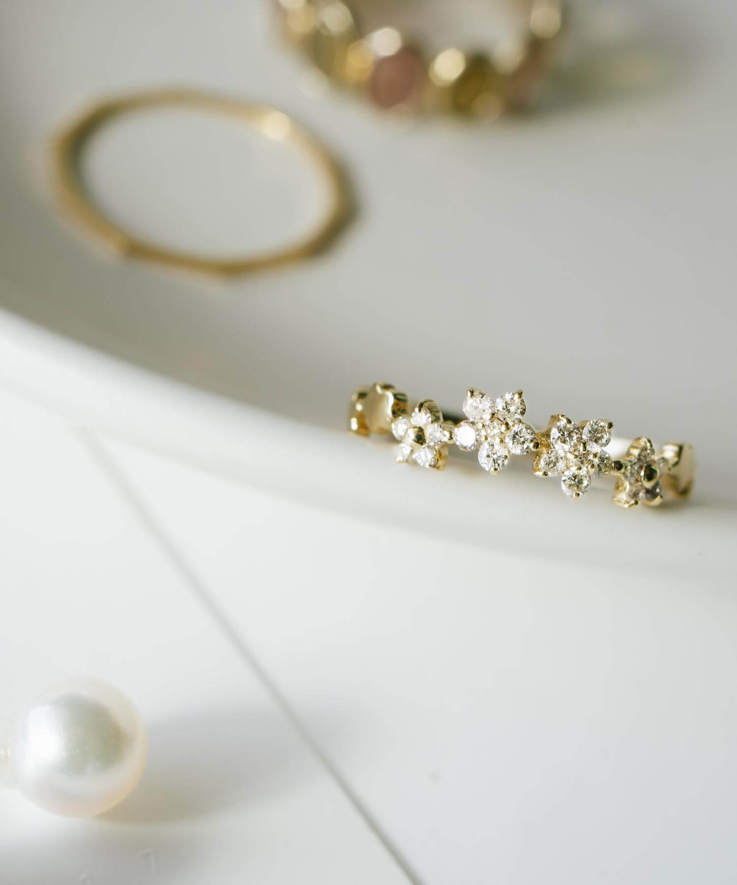 爆買 ダイヤ ダイヤモンド 指輪 18金 リング k18 シンプル 【atria アトリア】 星 モチーフ 18k リング ダイヤ レディース ゴールド 誕生石 パワーストーの画像