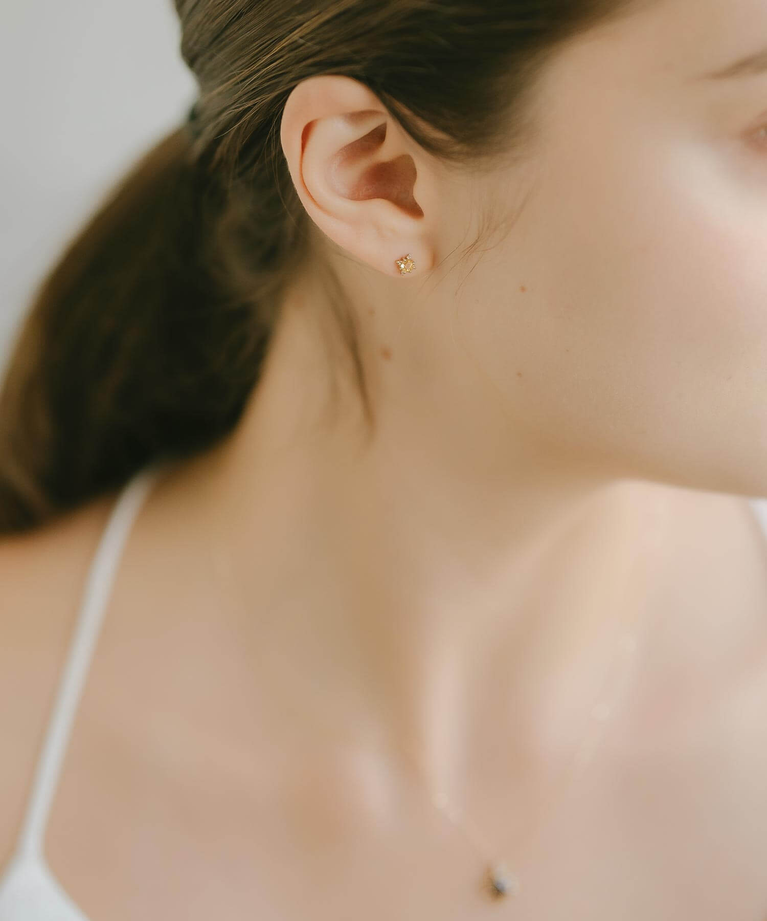 Ops.（オプス） シトリン つけっぱなし ピアス 天然石 星 金属