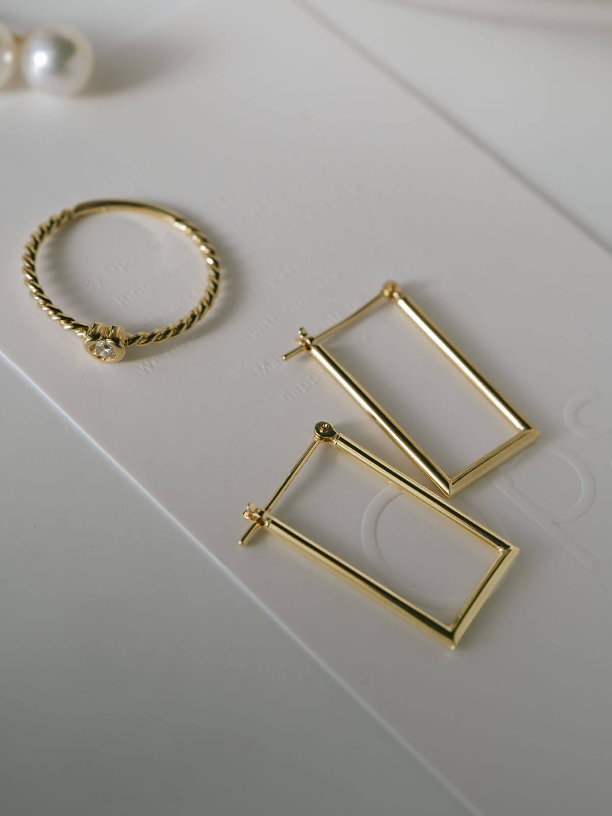 爆買 フープ ピアス 金属アレルギー対応 18K 18金 K18 フープピアス elpota エルポタ メンズ ピアス レディース 大人 可愛い ジュエリー アクセサリー プの画像