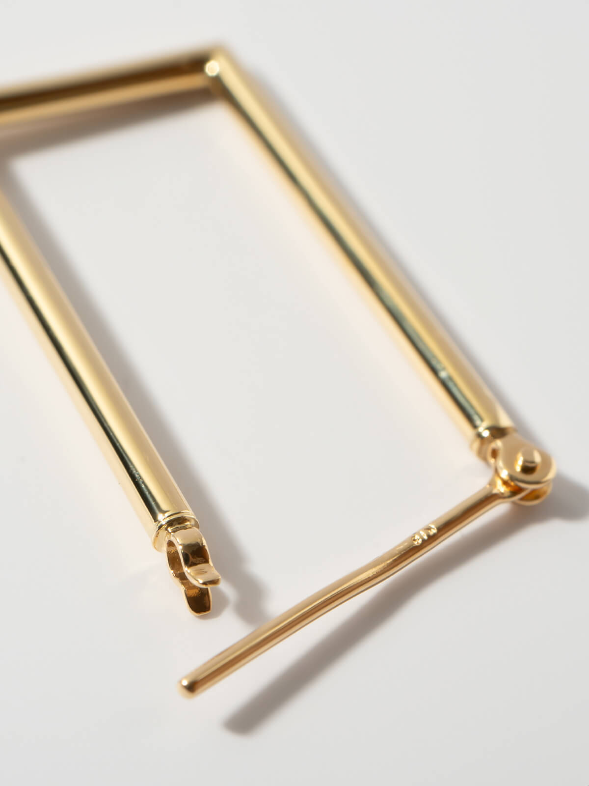 爆買 フープ ピアス 金属アレルギー対応 18K 18金 K18 フープピアス elpota エルポタ メンズ ピアス レディース 大人 可愛い ジュエリー アクセサリー プの画像