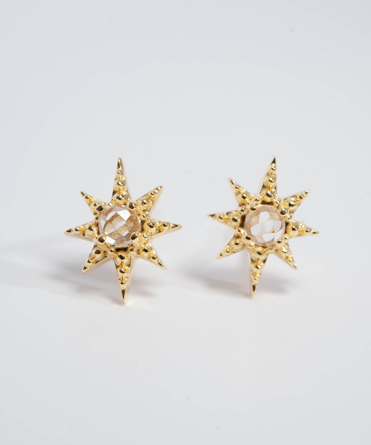 Ops.（オプス） 爆買 ピアス 星 シルバー925 スタッド ピアス ブラック