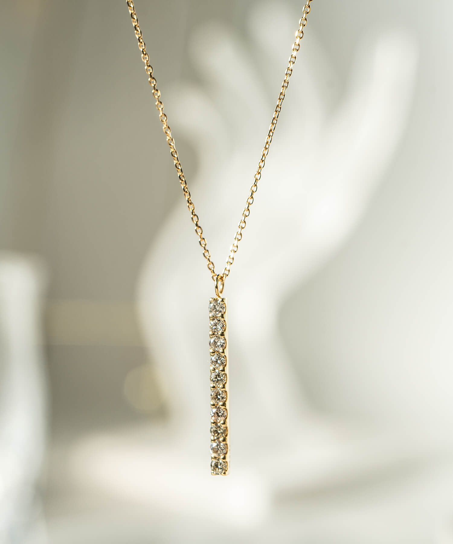 爆買 ダイヤモンド ネックレス 0.3ct 18k レディース 【tuplet-lucere トゥプレ・ルチェレ】 10粒 k18 ネックレス バータイプ 縦ライン 18金 ギフト 女性の画像