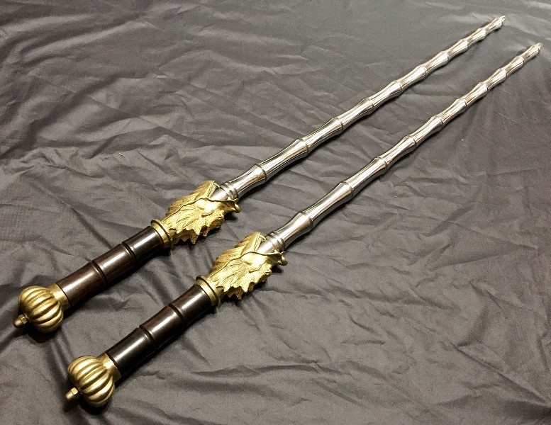 中国武術　竹節鋼鞭　２本セット　カンフー　少林寺　三国志　水滸伝　武器　