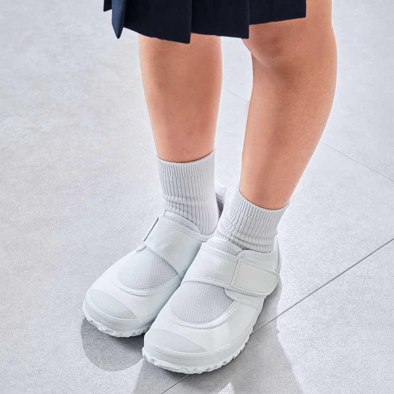 31日迄SALE‼️✨新品✨BALLYルームシューズ✨携帯用✨幼稚園・学校でも ORiental TRaffic（オリエンタルトラフィック） 上履き 幅広 脱げ
