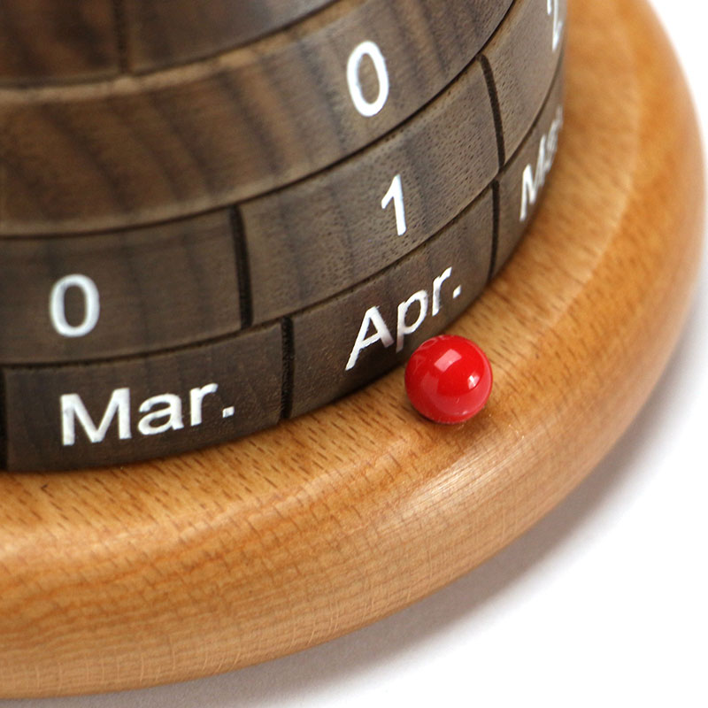 dome-perpetual-calendar_08.jpg