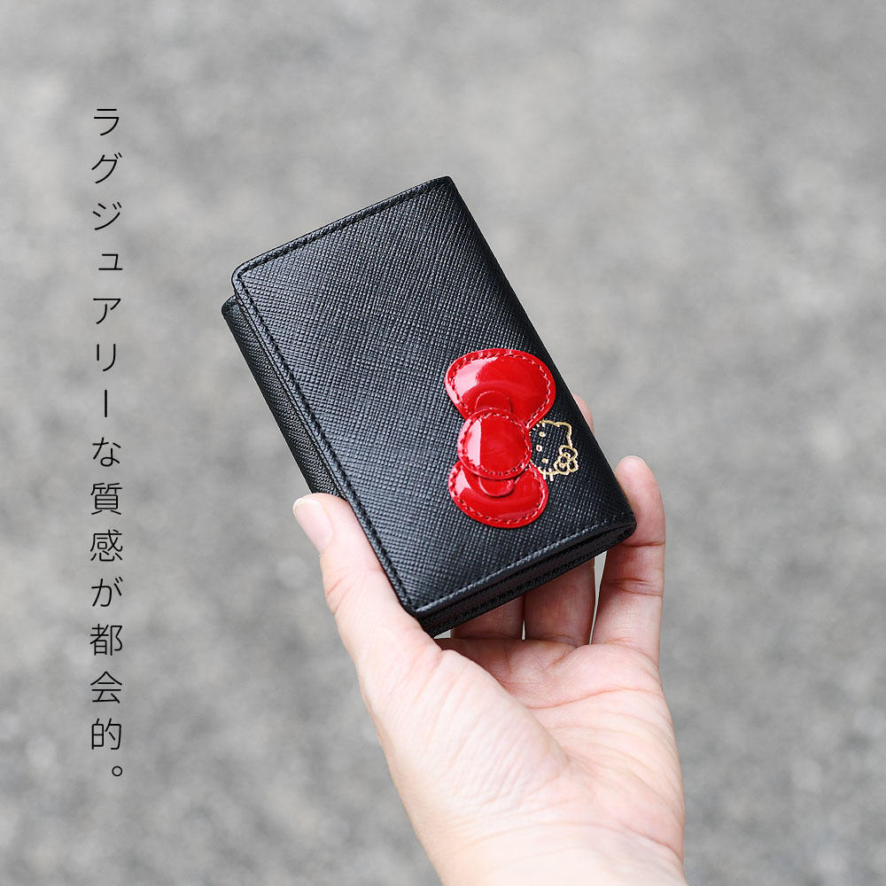 ハローキティ　牛革製　本革名刺入れ ブラック　サンリオ　【新品•未使用品】 ハローキティ HELLO KITTY 三つ折り財布 小銭入れあり 本革