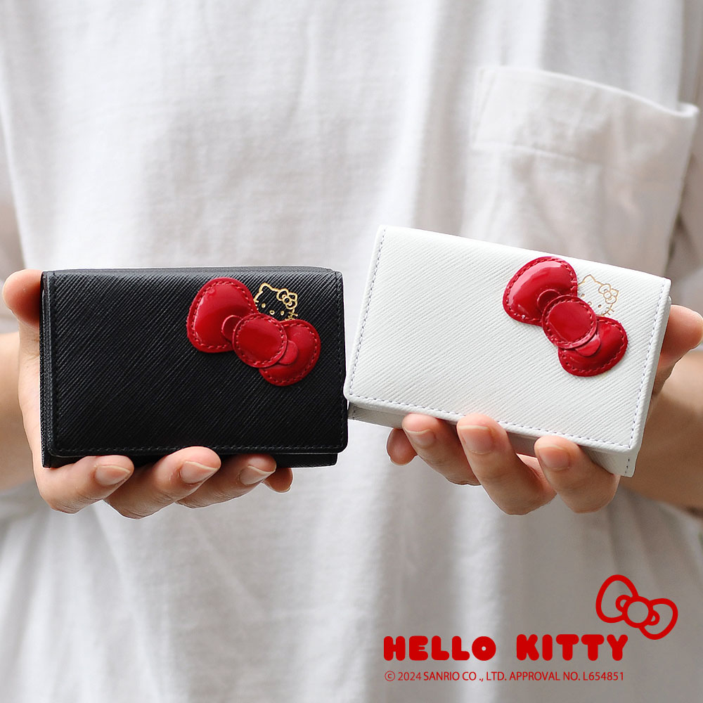 ハローキティ HELLO KITTY 三つ折り財布 小銭入れあり 本革